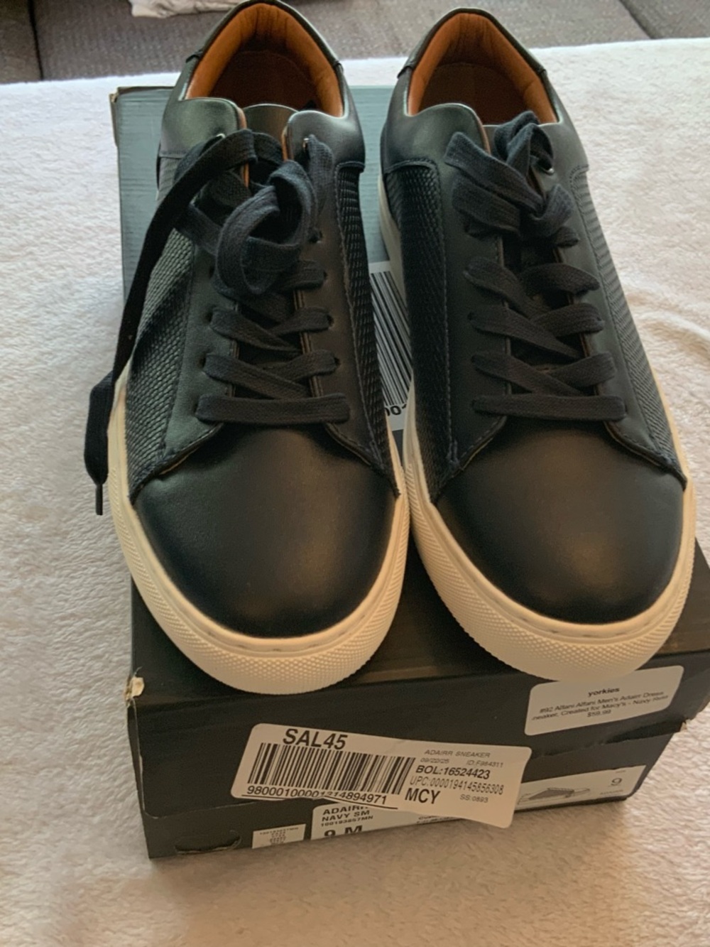 Men's Alfani navy blue Leather  Sneakers size 9. New in box.memory foam SKU 3013